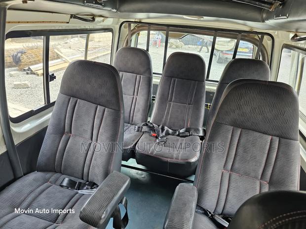 Toyota HiAce 2012 Brown - thumbnail 5