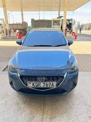 Mazda Demio 2017 Blue