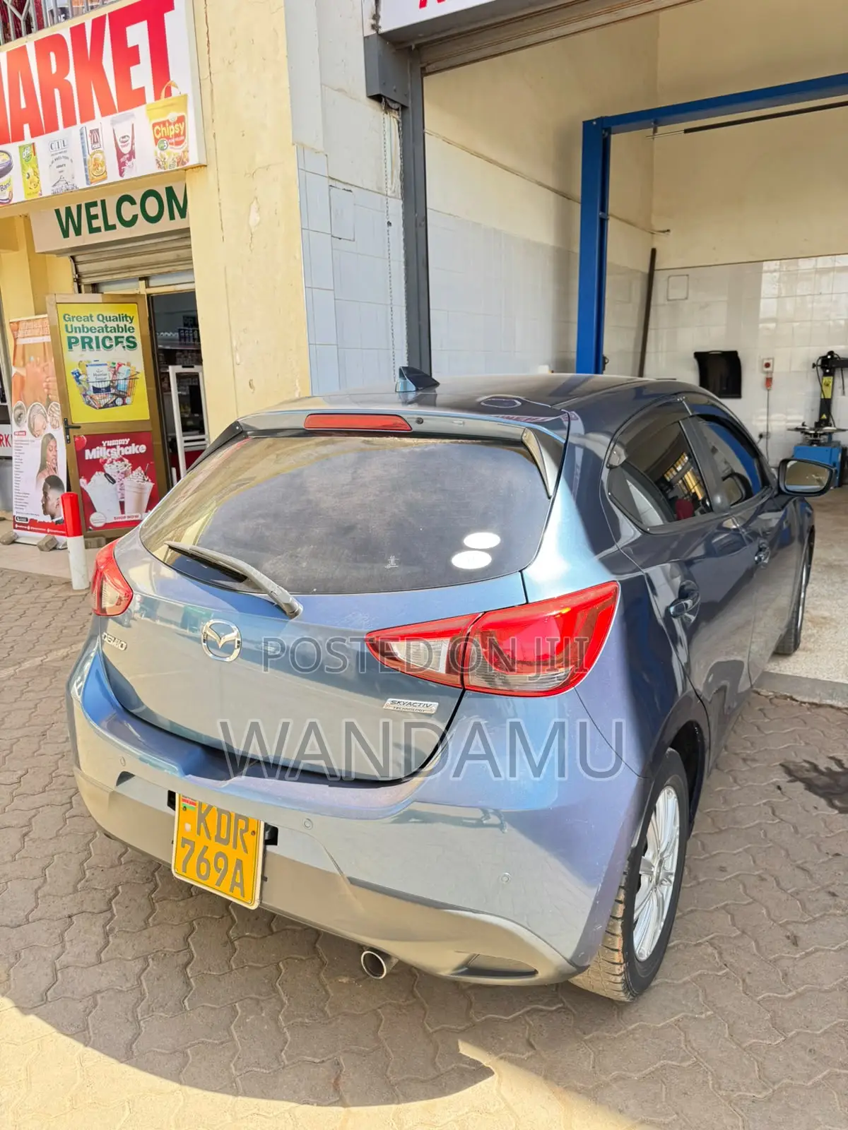 Mazda Demio 2017 Blue
