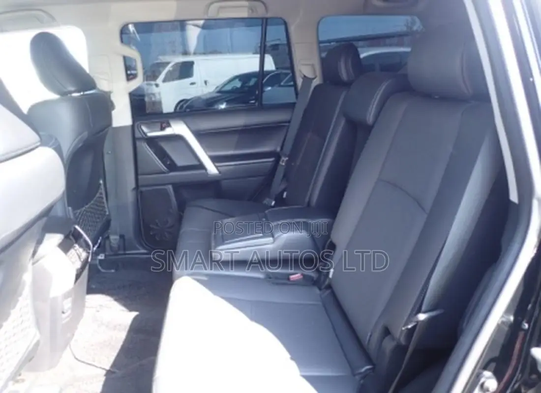 Toyota Land Cruiser Prado 2023 Matt Black
