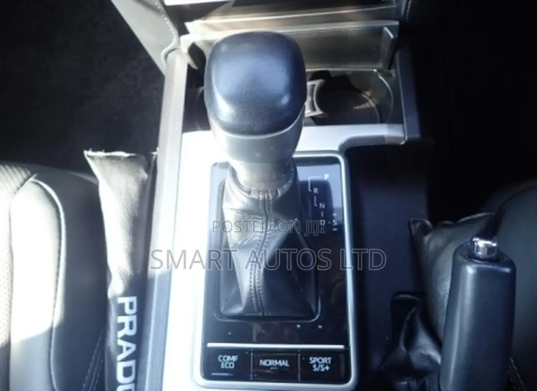 Toyota Land Cruiser Prado 2023 Matt Black