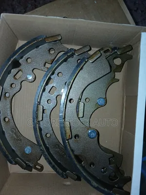 **K2378 – Toyota Hiace – Rear Brake Linings/Shoes.**