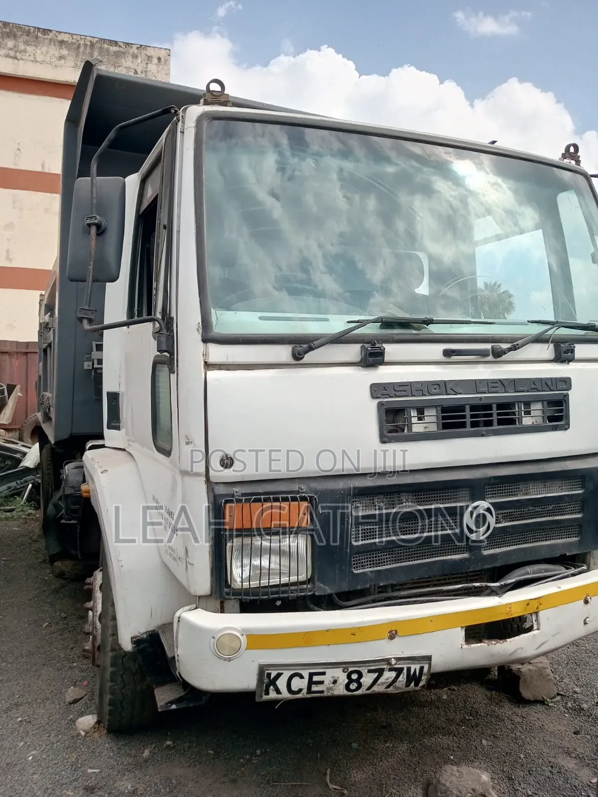 Quick Sale! Ashok Leyland Tipper KCE