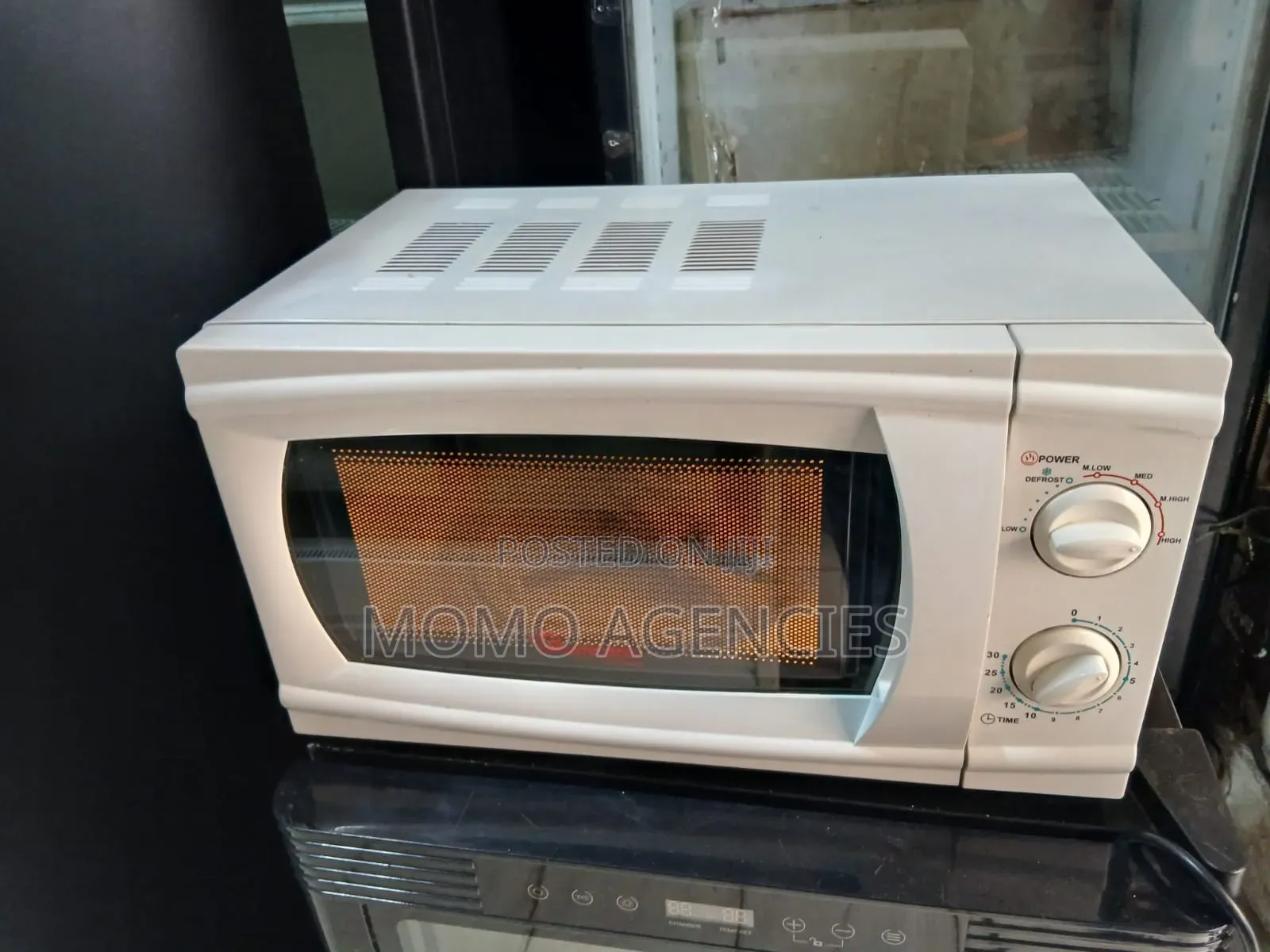 20l Ramtons Microwave