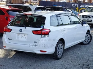 Toyota Corolla Fielder 2018 White