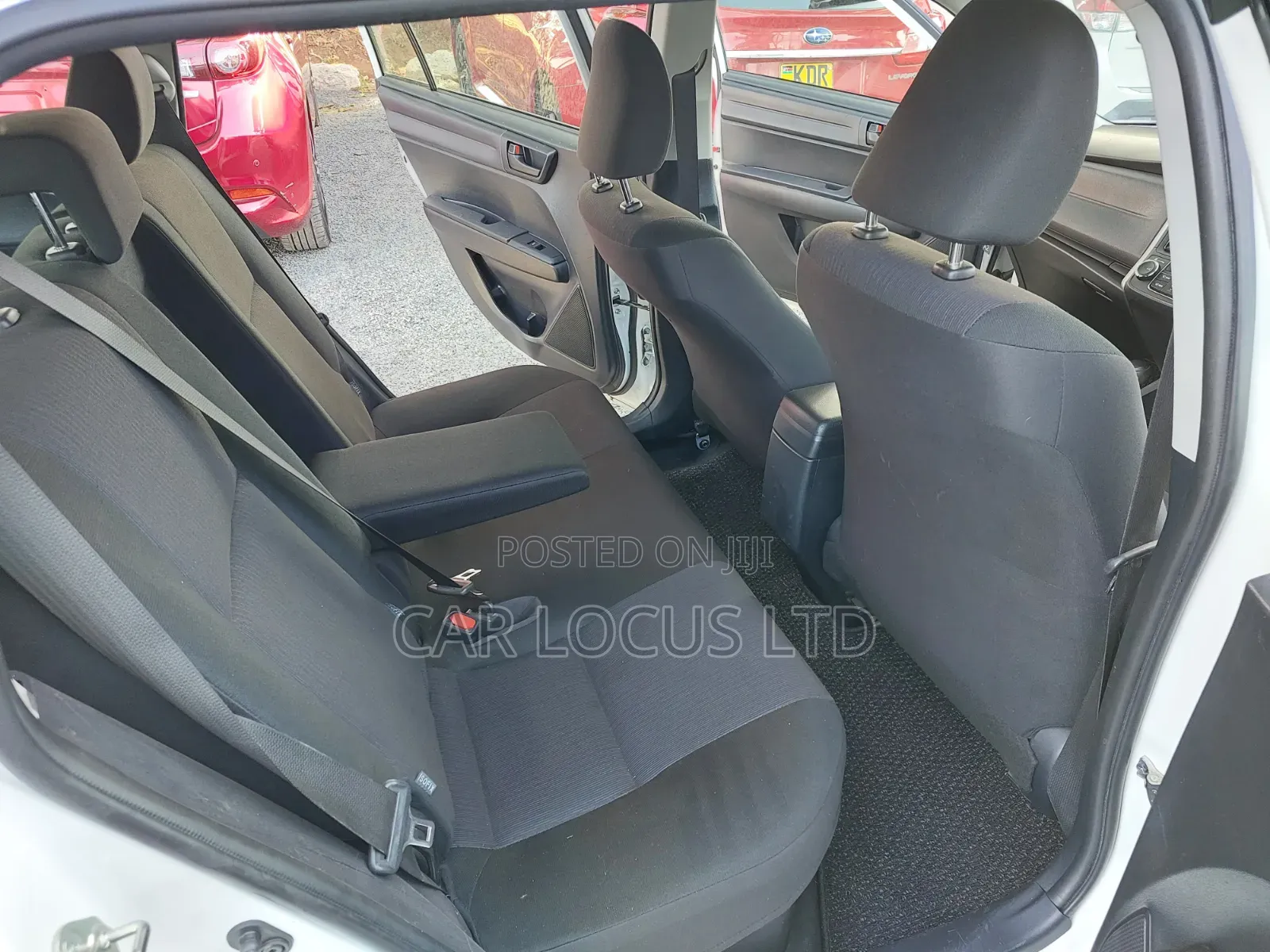 Toyota Corolla Fielder 2018 White