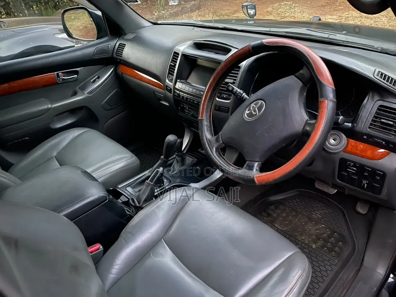Toyota Land Cruiser 2006 Black