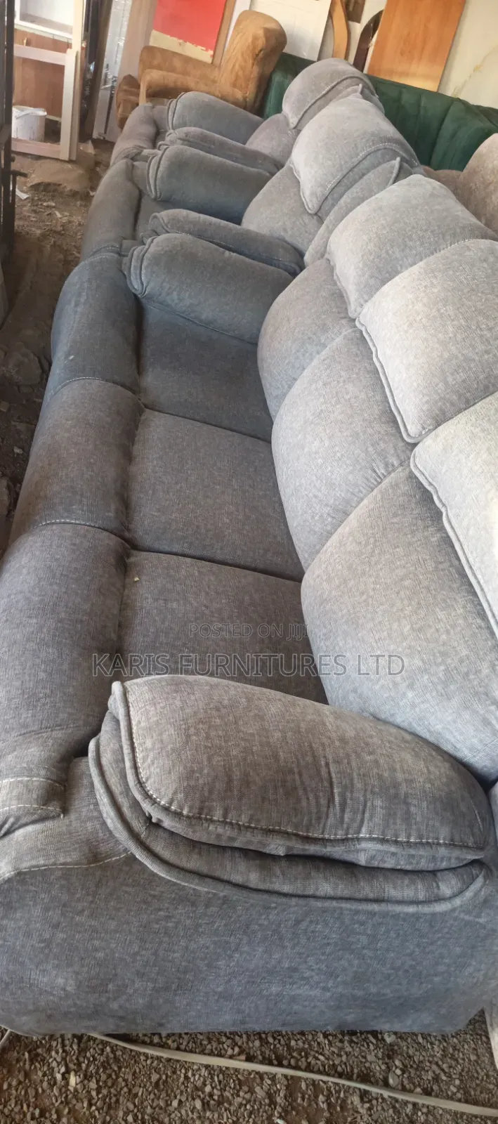 Semi Recliner