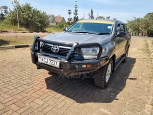 Toyota Hilux 2017 Gold