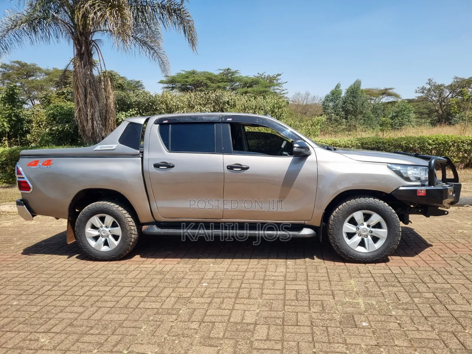 Toyota Hilux 2017 Gold