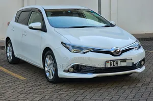 Toyota Auris 2016 White