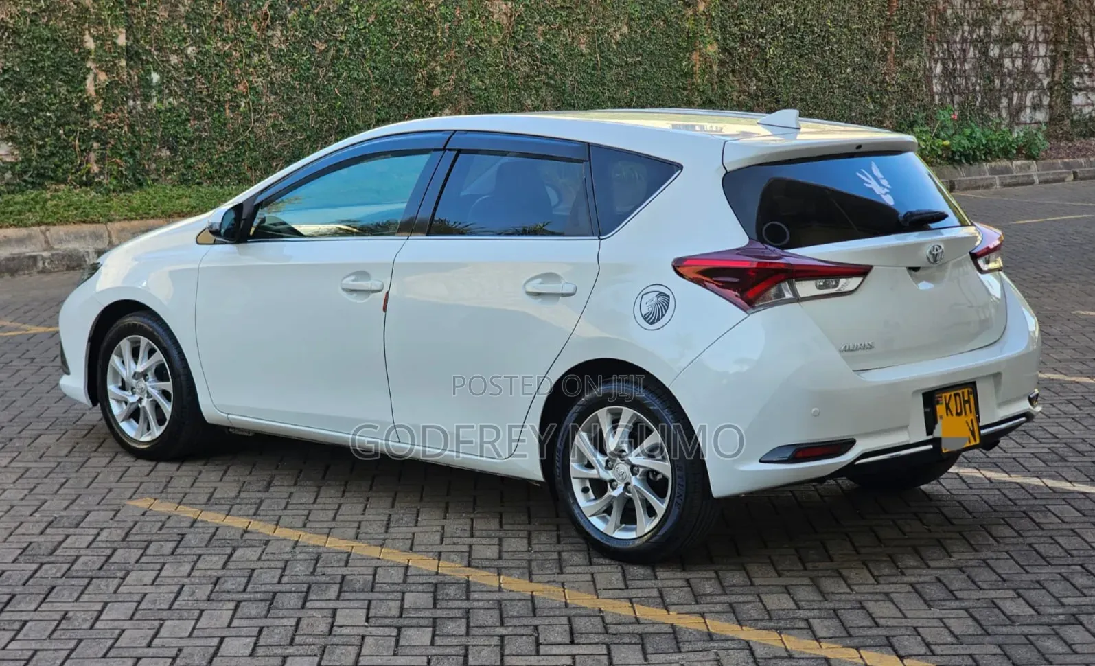 Toyota Auris 2016 White