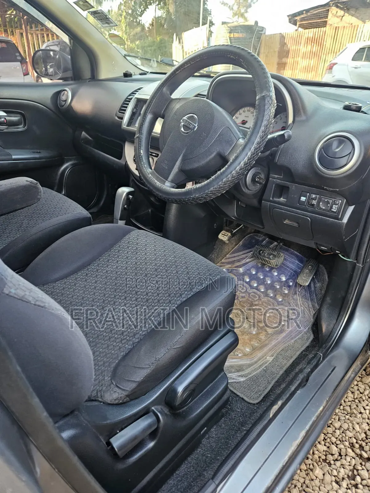 Nissan Note 2012 Gray