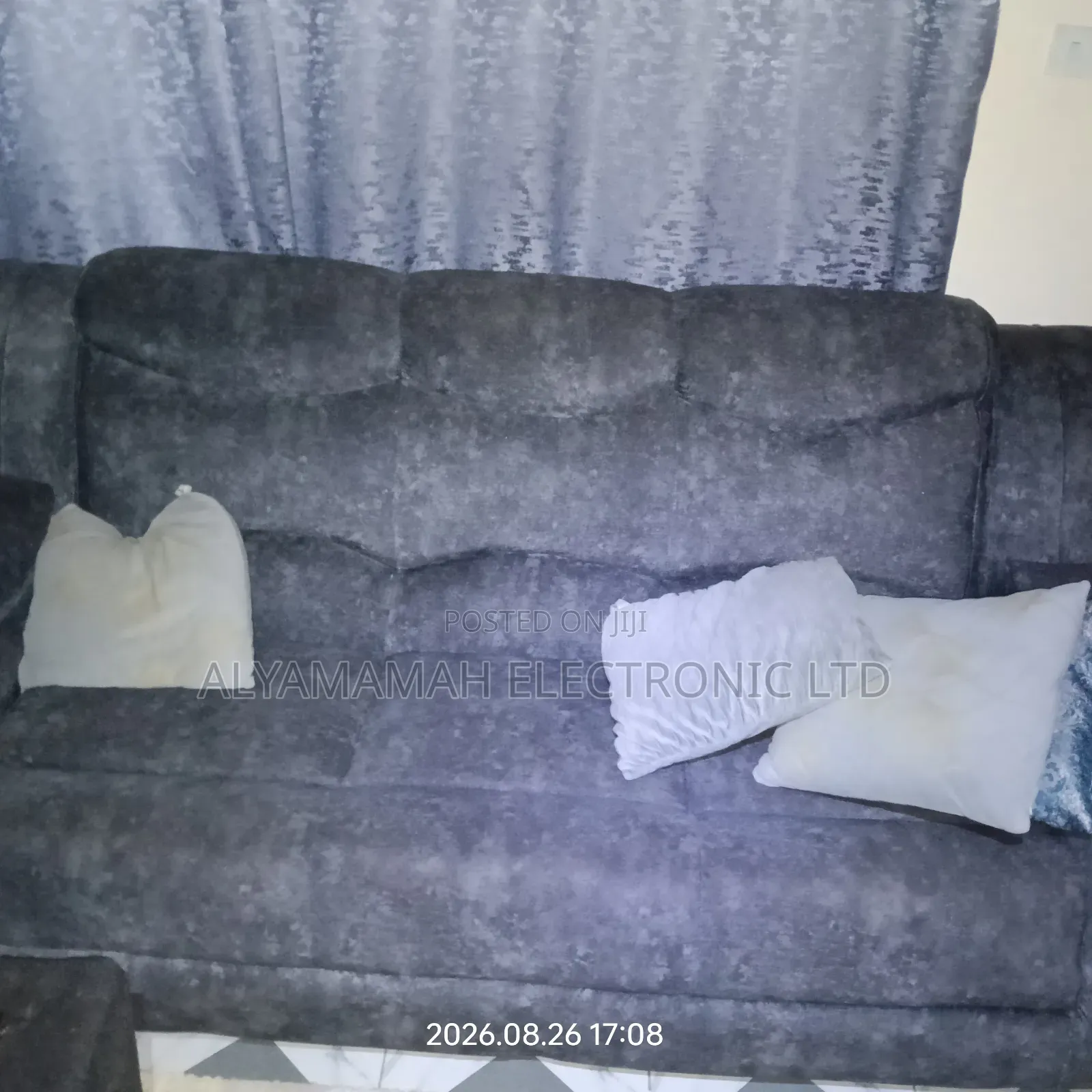 5 Modern Seater 2 Single Seats and 1 Three Seater Gray in Colour