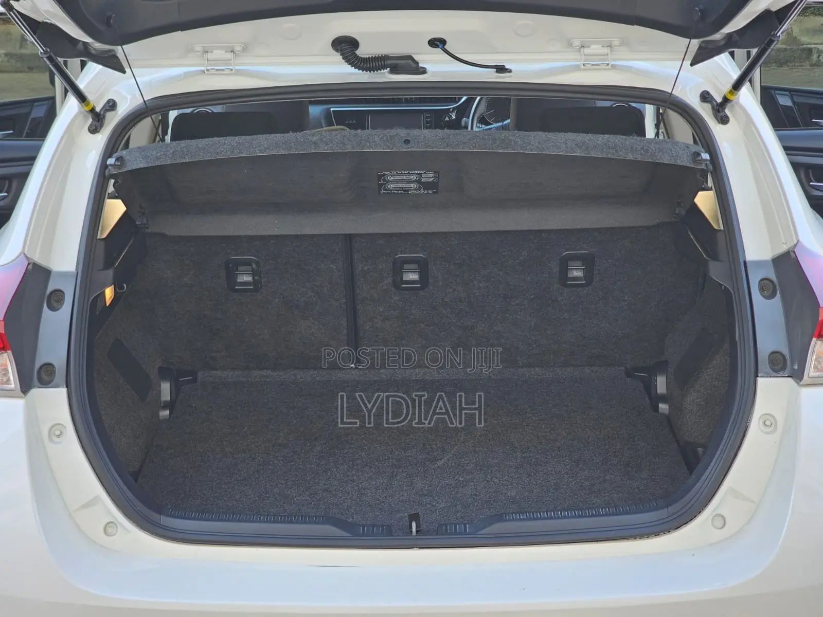 Toyota Auris 2016 White