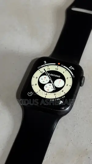Apple Watch Series 5    44mm