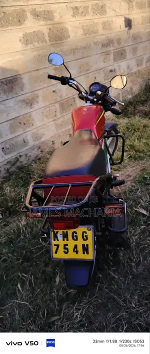 Honda CB 2024 Red