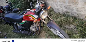 Honda CB 2024 Red