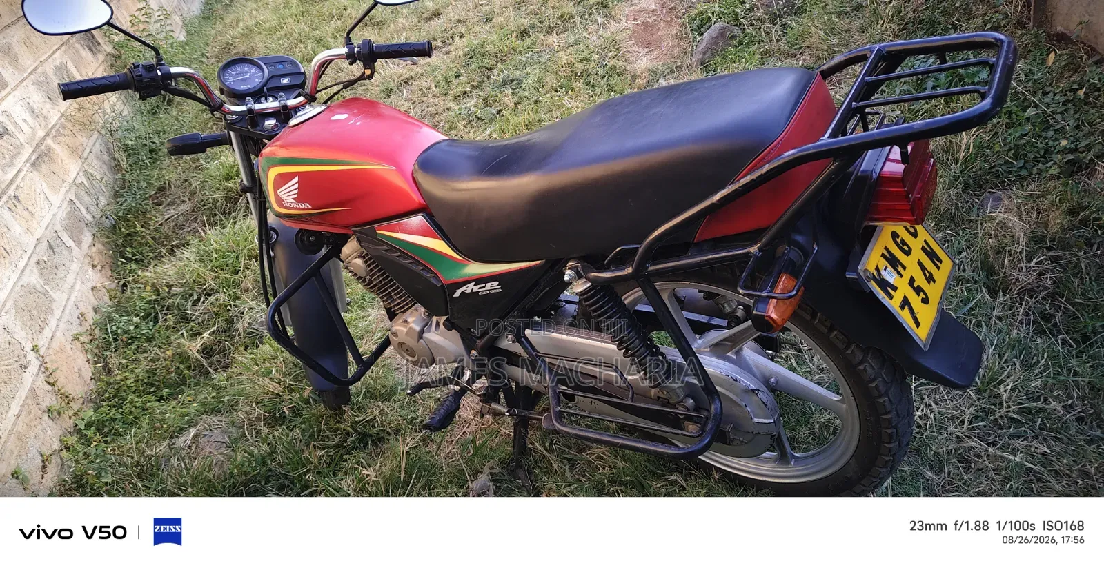 Honda CB 2024 Red