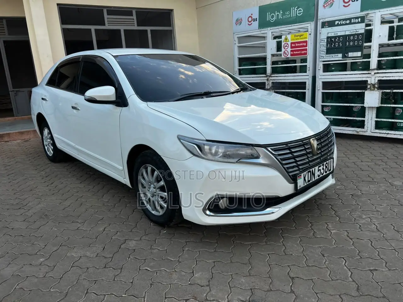 Toyota Premio 2017 White