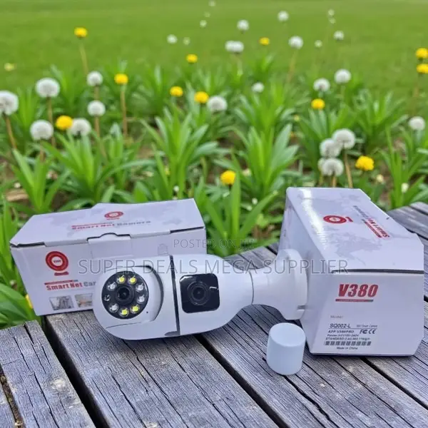 Advanced Two Way Audio Dual Lens PTZ WiFi Bulb Camera