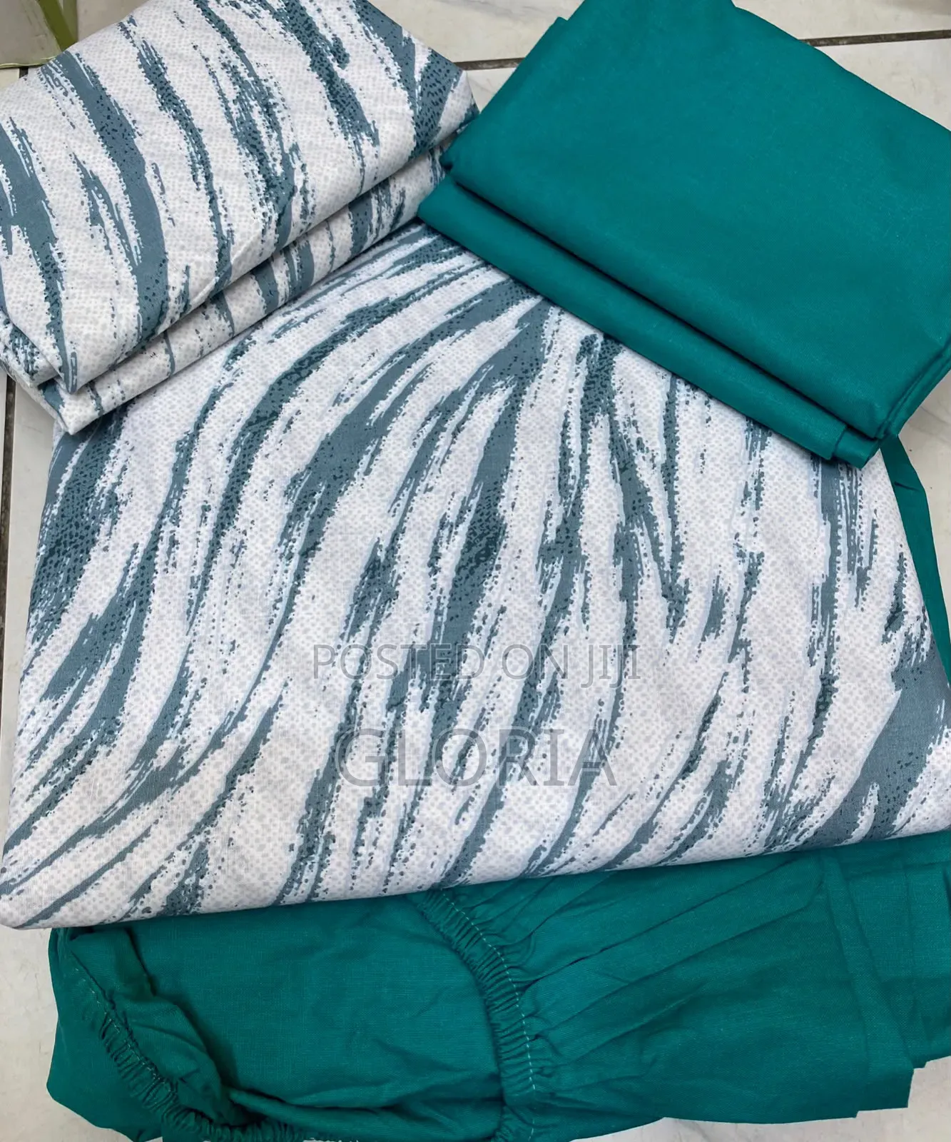 Bedsheets and Pillowcases