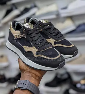 Turkey Ladies Casual Sneakers