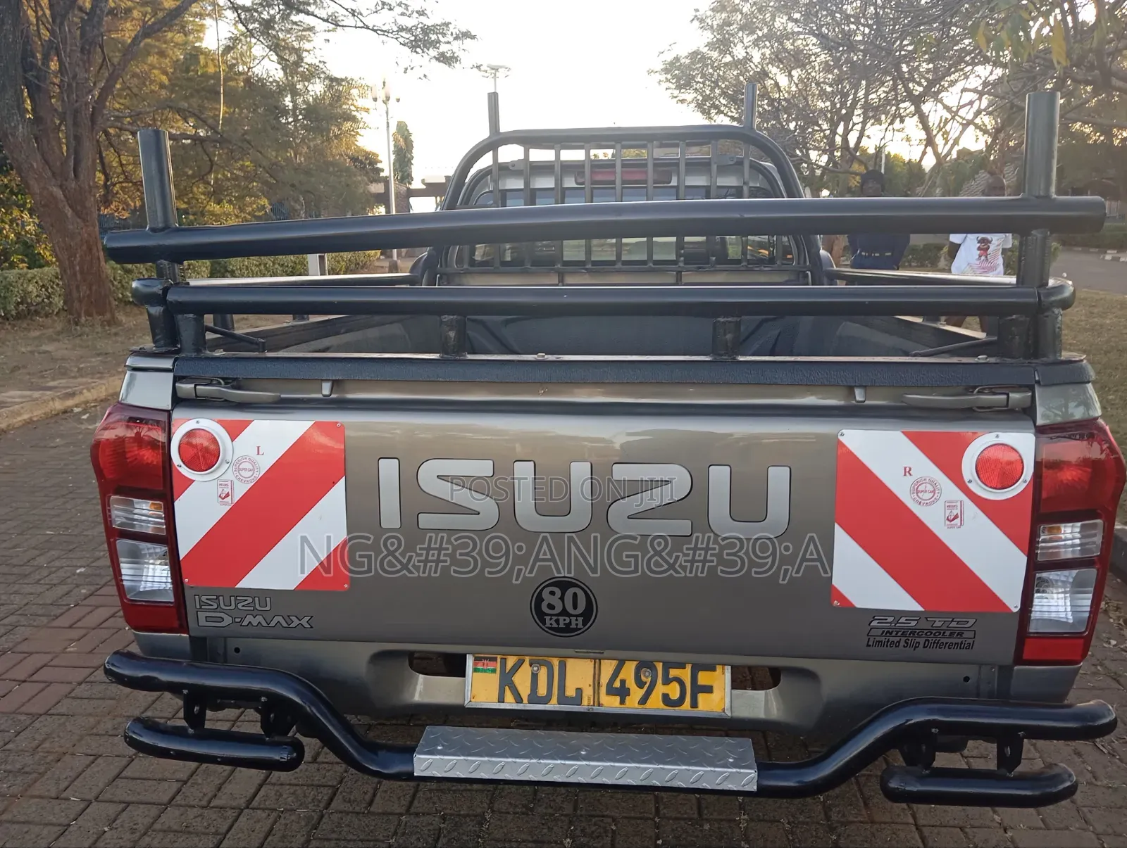 Isuzu D-MAX 2022 Gray