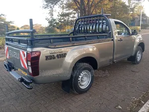 Isuzu D-MAX 2022 Gray