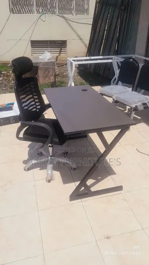 Combination of the Office Chairs/Office Desk