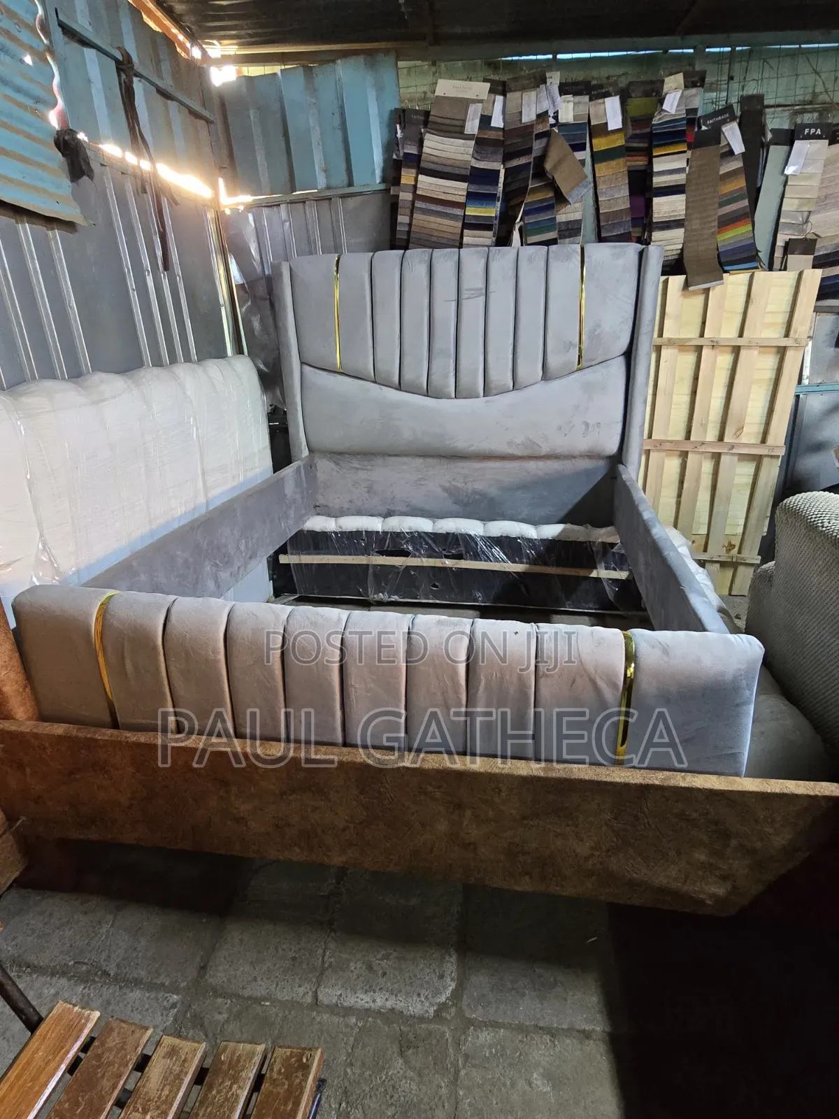 Chester Bed