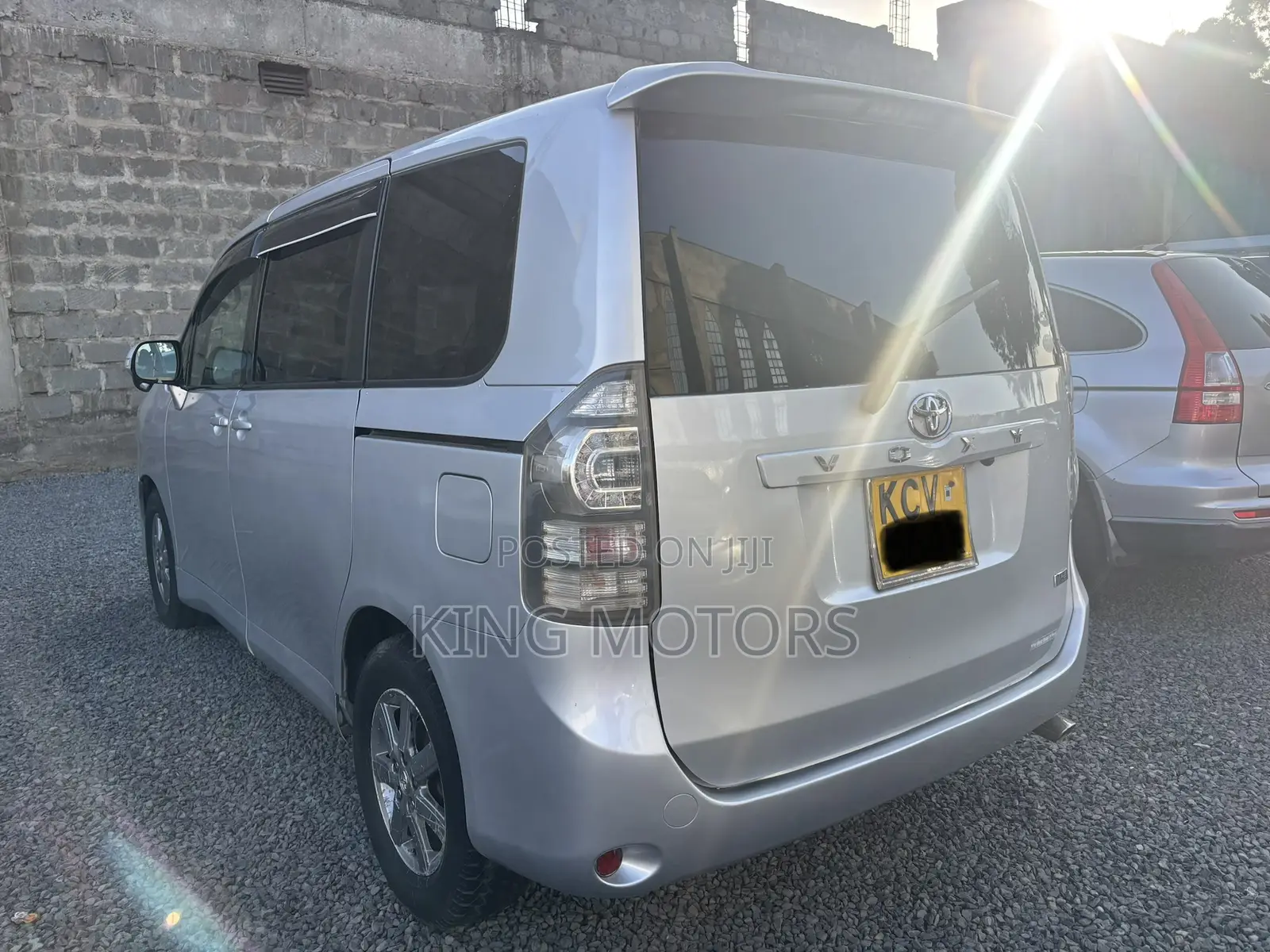 Toyota Voxy X 2WD 7-Seater 2012 Silver