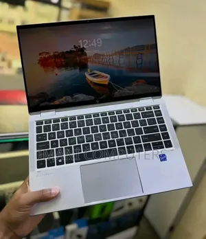 Laptop HP EliteBook 1040 G8 16GB Intel Core i7 SSD 512GB