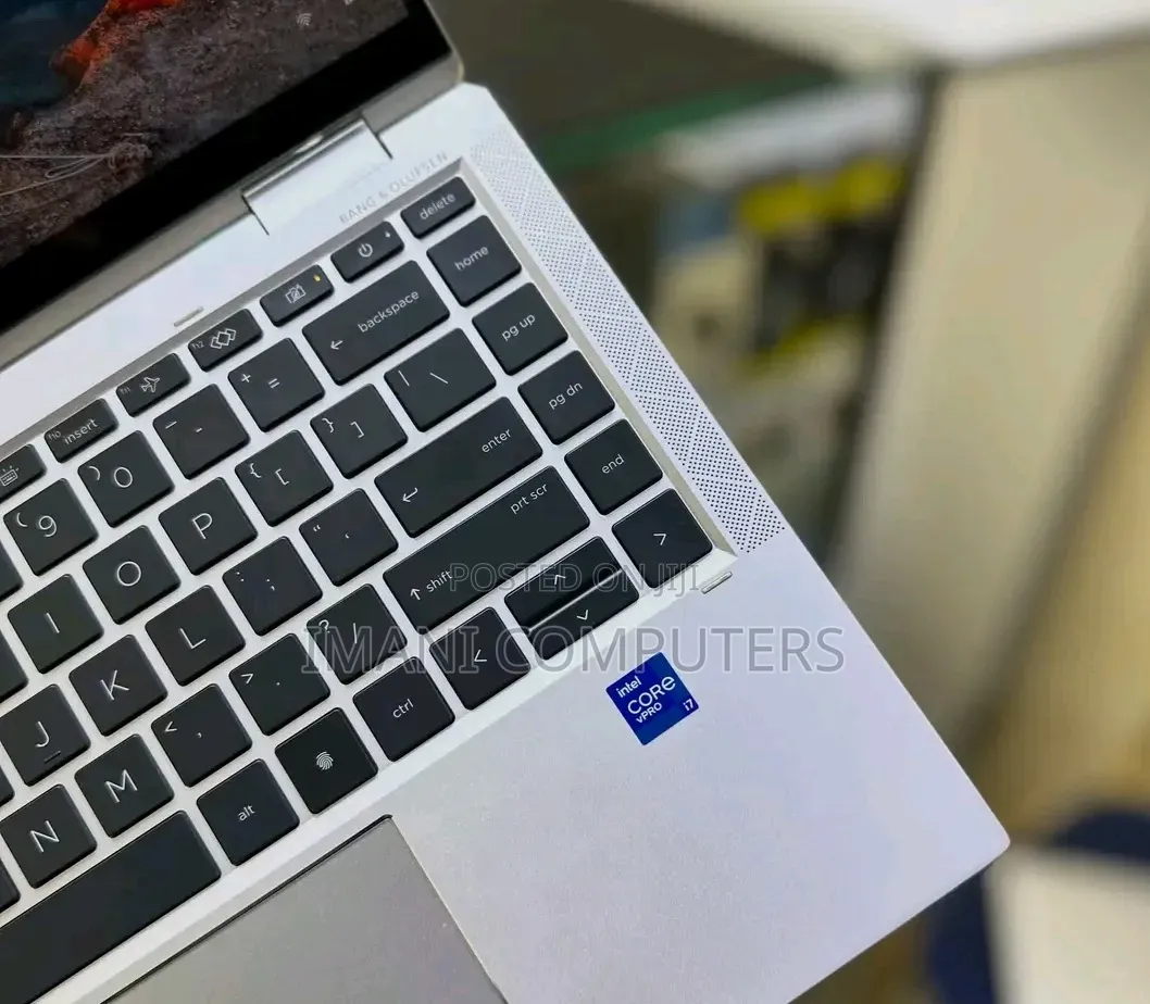 Laptop HP EliteBook 1040 G8 16GB Intel Core i7 SSD 512GB