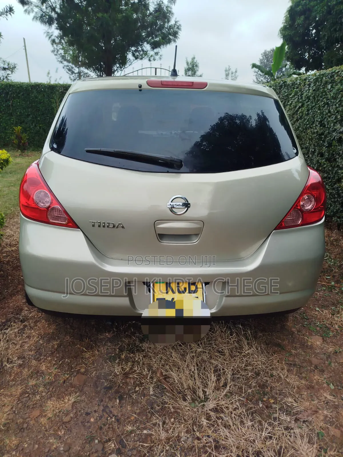 Nissan Tiida 2008 Gold