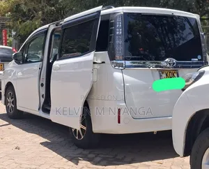 Toyota Voxy 2016 White