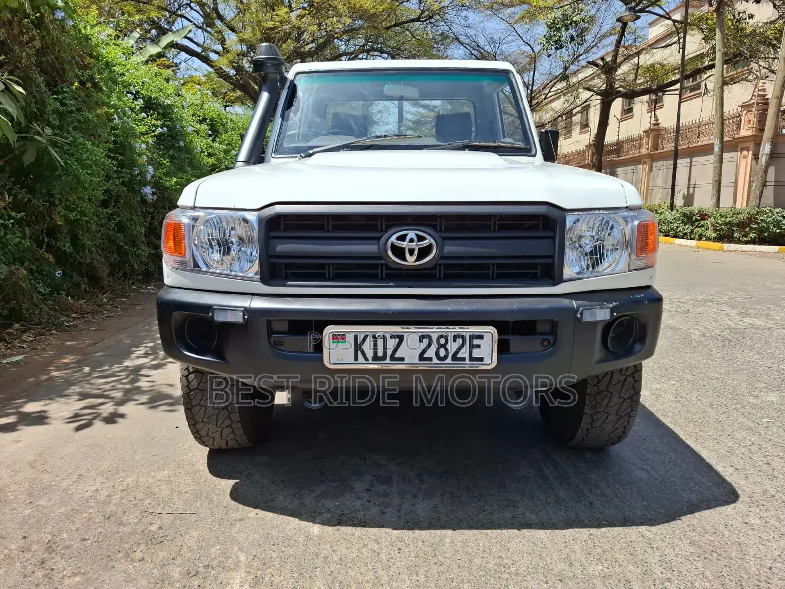 Toyota Land Cruiser 79 Series 2013 White