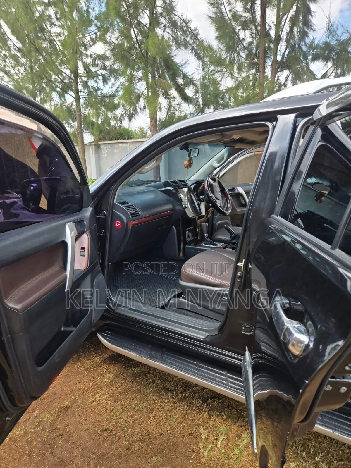 Toyota Land Cruiser 2014 Brown