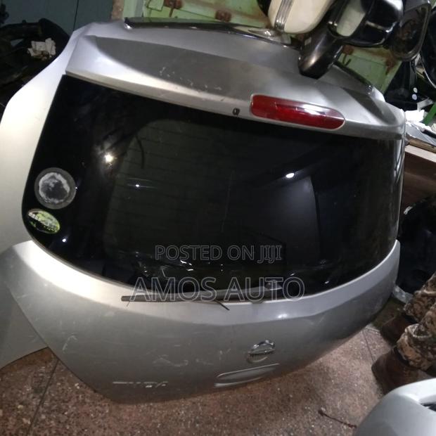 Nissan Tiida 2005 Boot - thumbnail 3