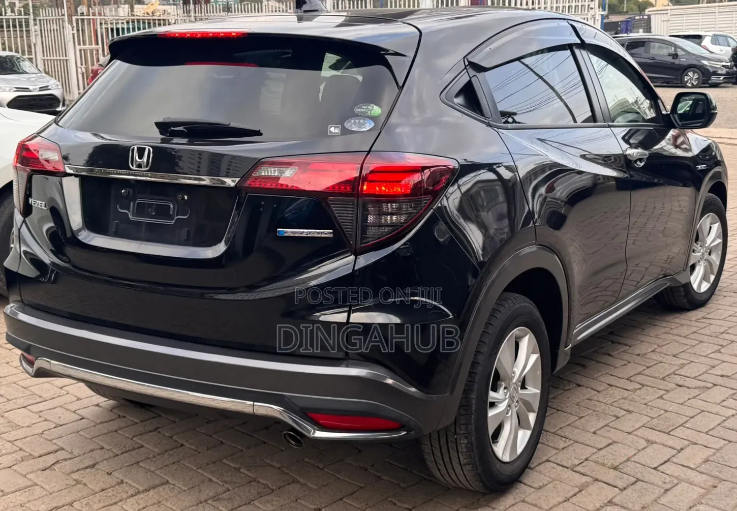 Honda Vezel 1.5 Hybrid 2WD 2019 Black