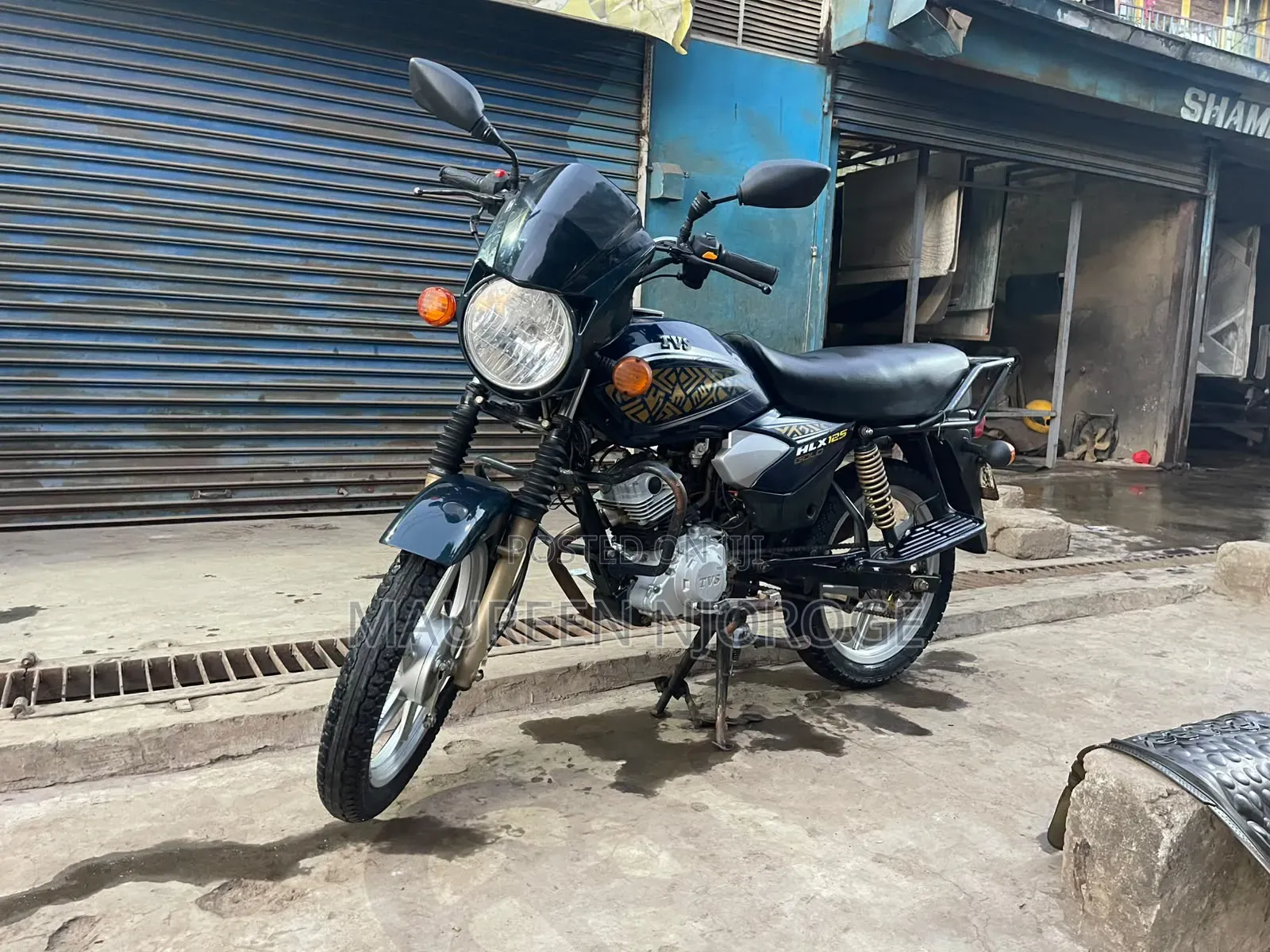 TVS HLX Plus ES 2025 Red