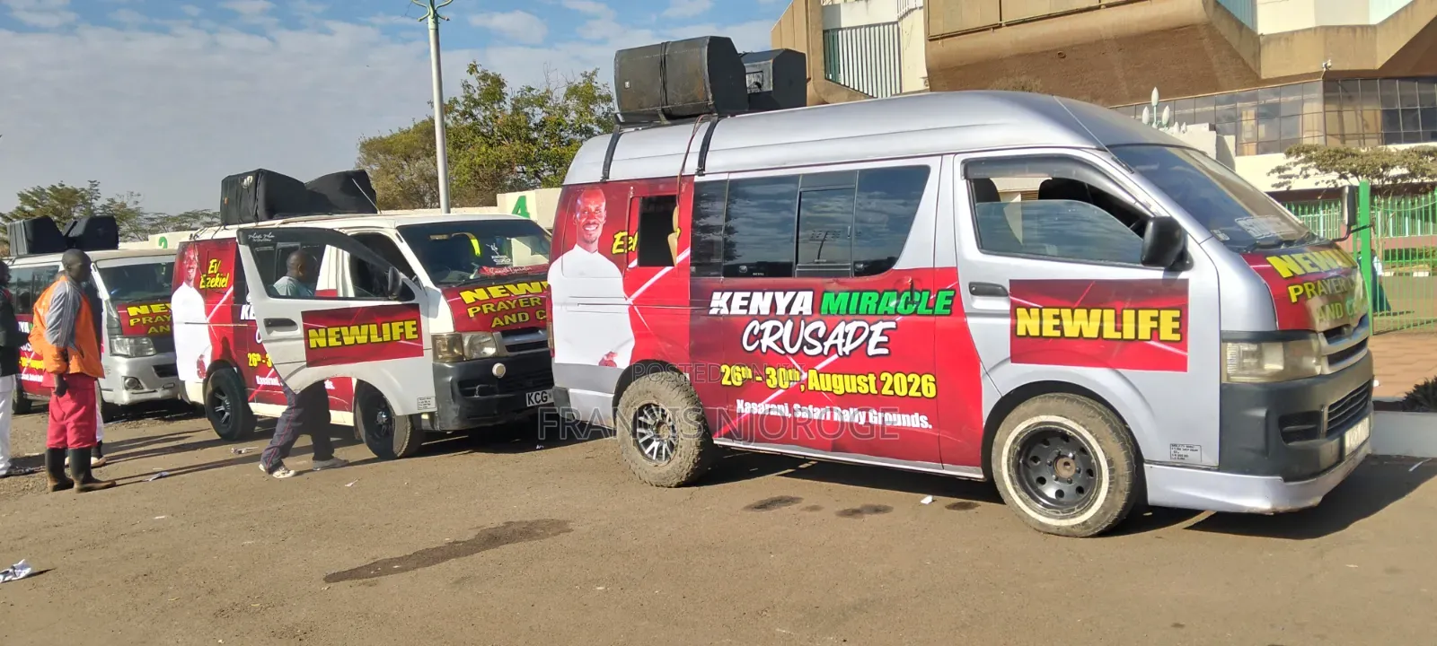 Roadshow Vans