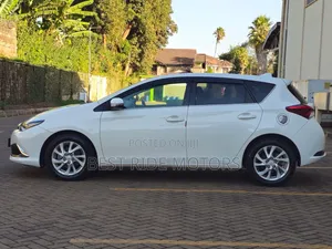 Toyota Auris 2015 White