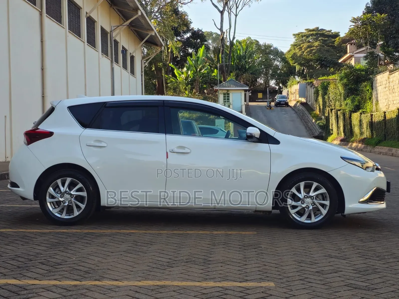 Toyota Auris 2015 White