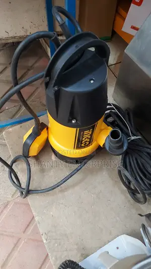 INGCO Submersible Pump (Model SPD7501) 750w