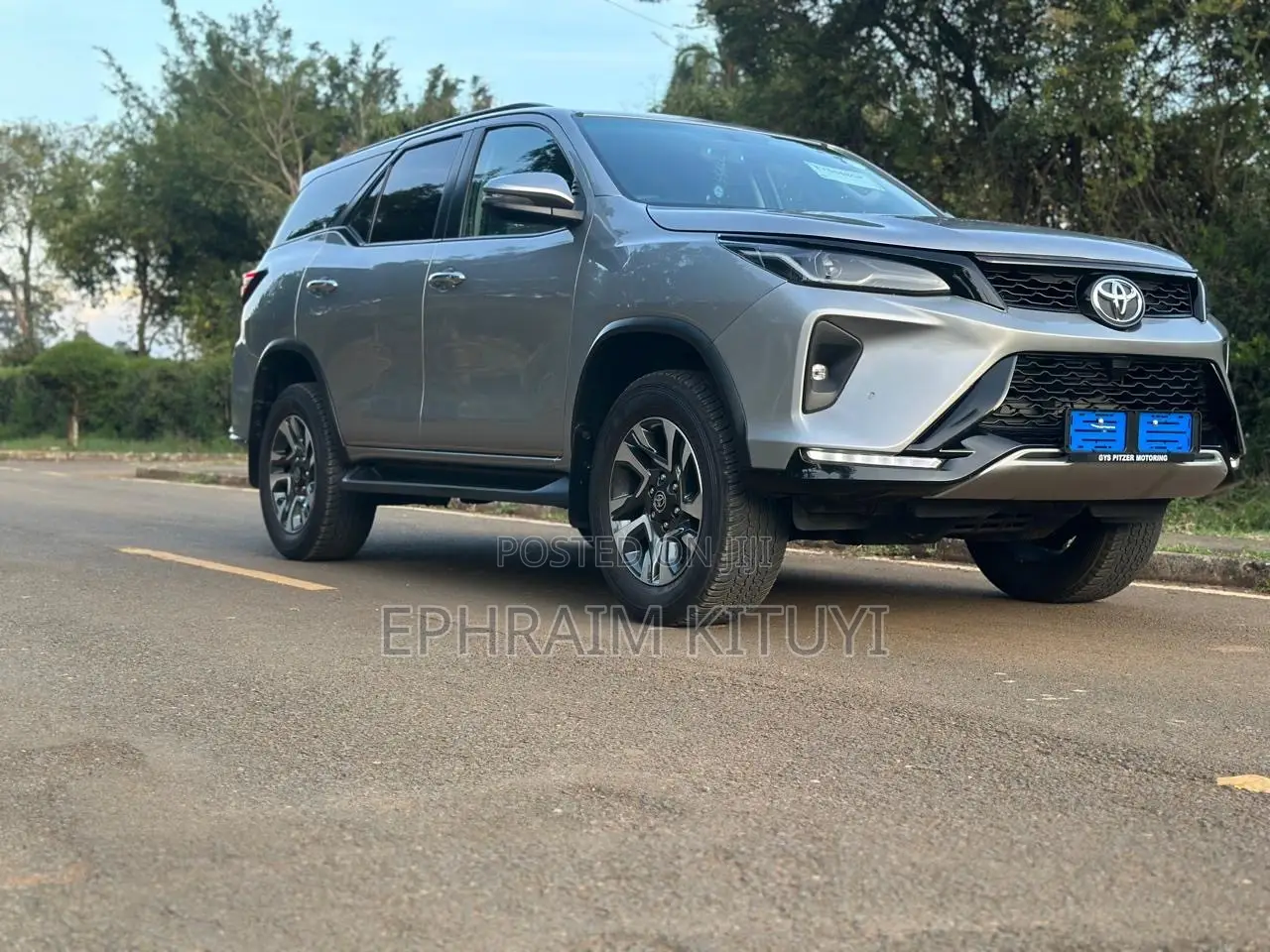 Toyota Fortuner 2023 Gray