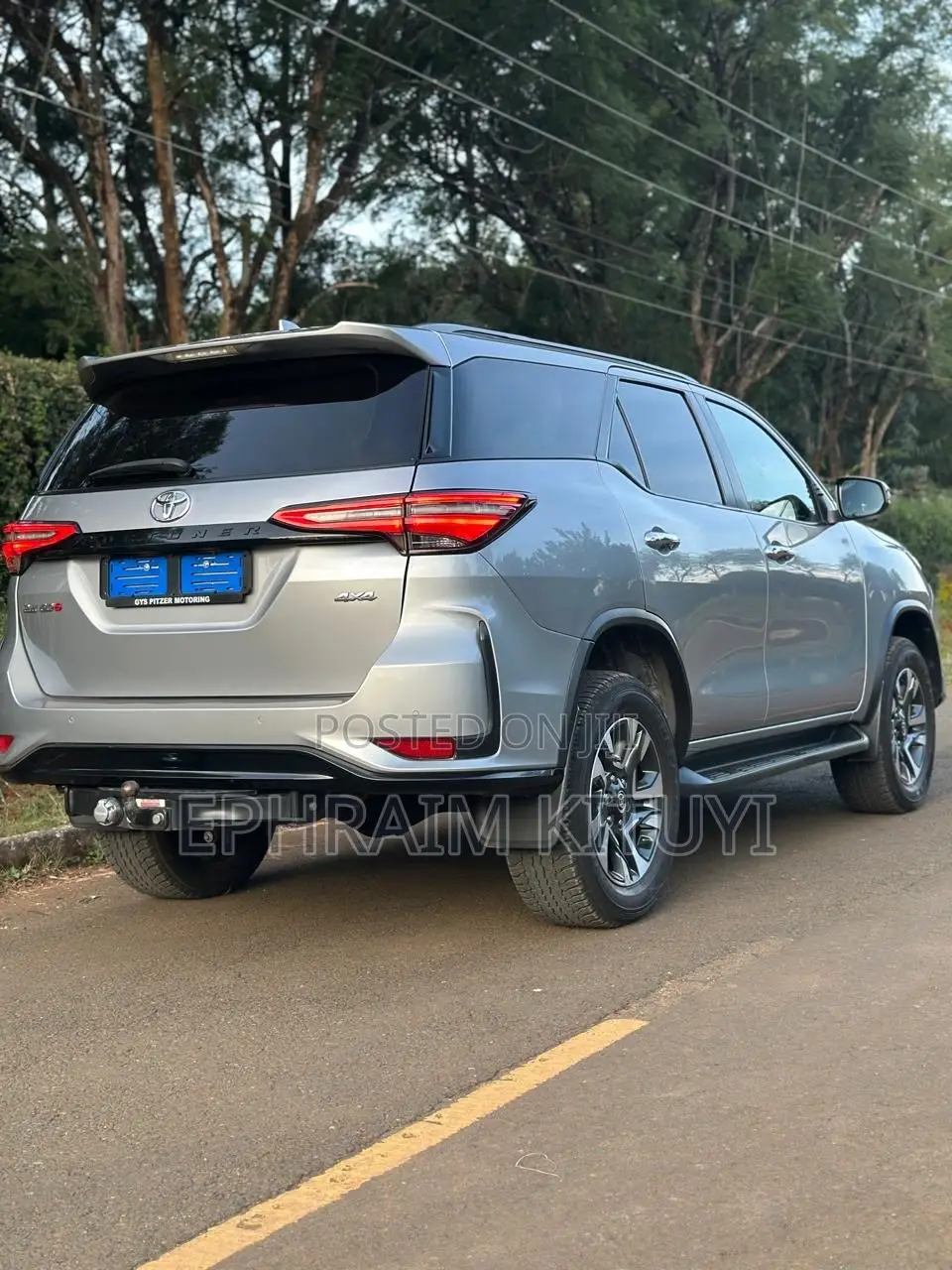 Toyota Fortuner 2023 Gray