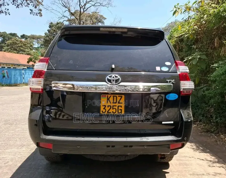 Toyota Land Cruiser Prado 2012 Black