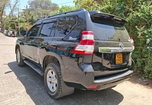 Toyota Land Cruiser Prado 2012 Black