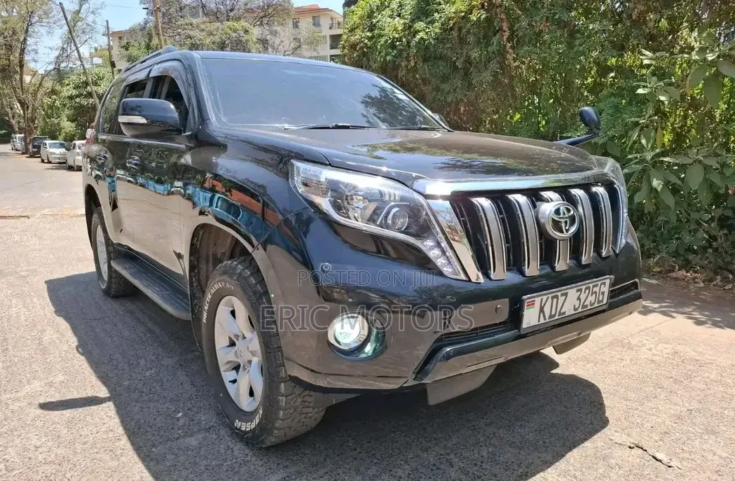 Toyota Land Cruiser Prado 2012 Black